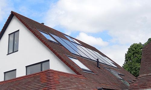 Les panneaux solaires sont gratuits si vous louez votre toiture.