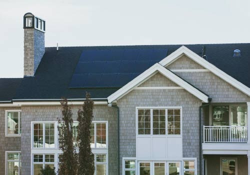 Les avantages d'une maison autonome sont nombreux.