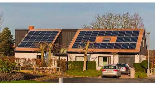 Un panneau aérovoltaïque est différent d'un panneau solaire.