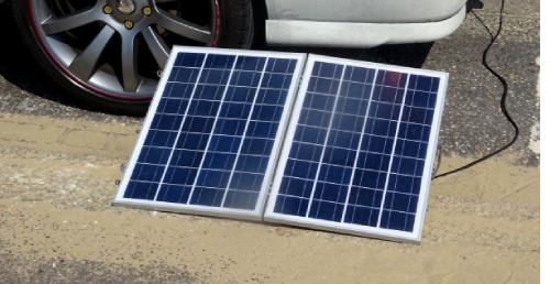 un panneau solaire pliable permet d'être autonome