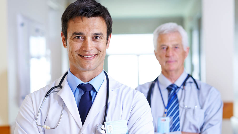 Private consultants offering medical advice.