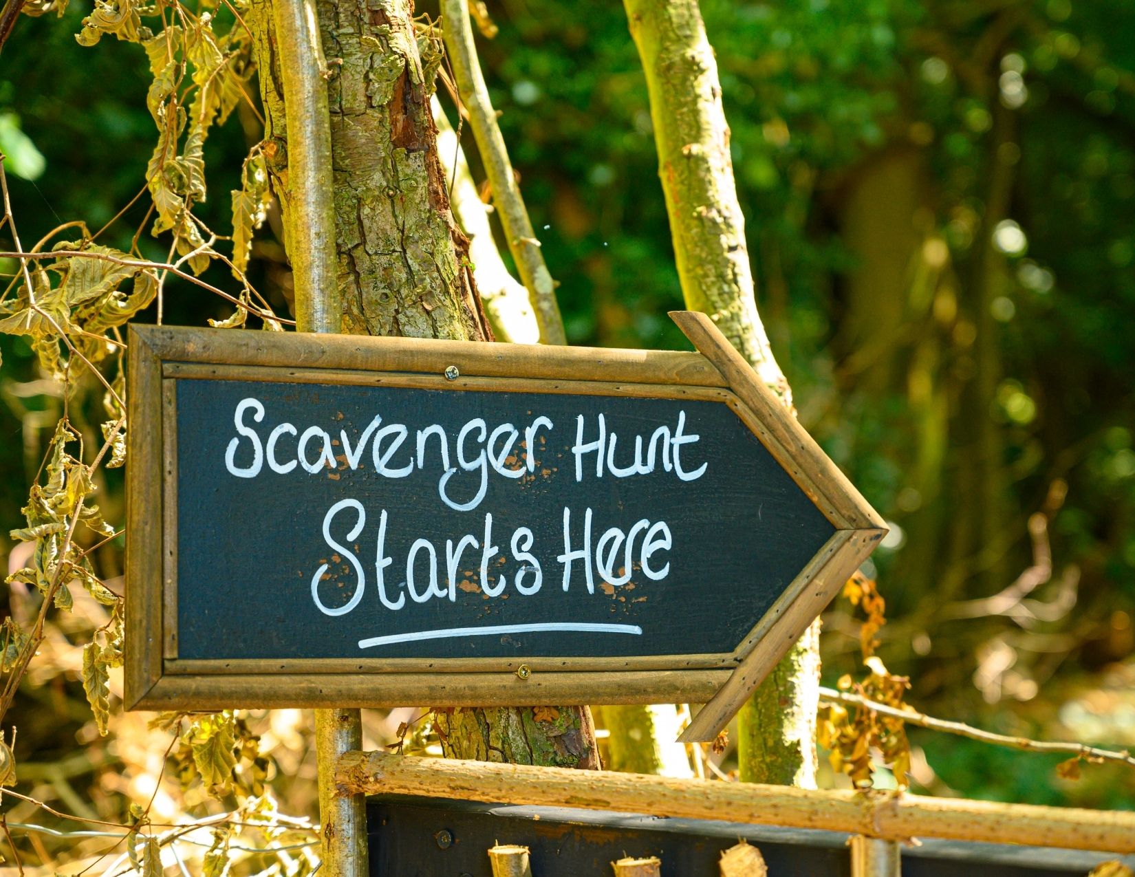 scavenger hunt starts here sign