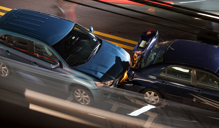Evita accidentes de auto manteniendo tu distancia