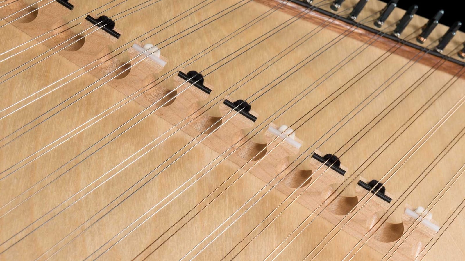 Overture Hammered Dulcimer Dusty Strings