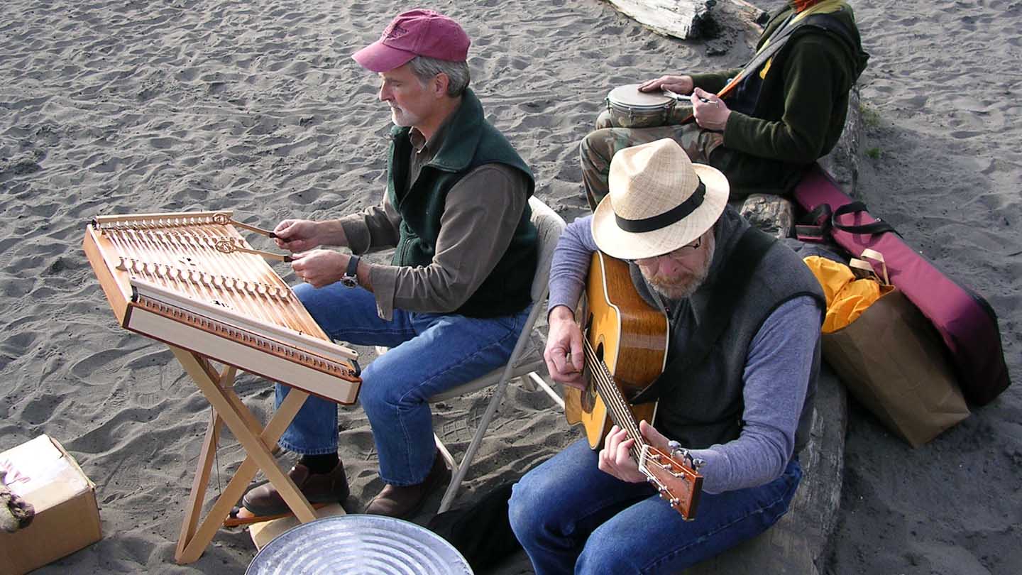 About Hammered Dulcimers Dusty Strings