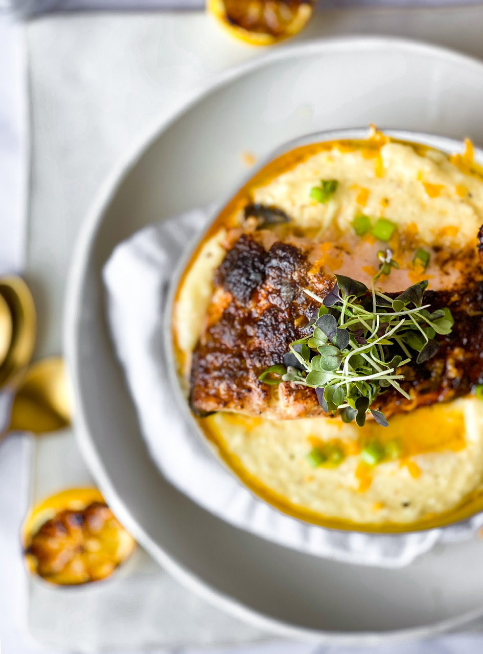 Cajun Salmon and Cheesy Grits