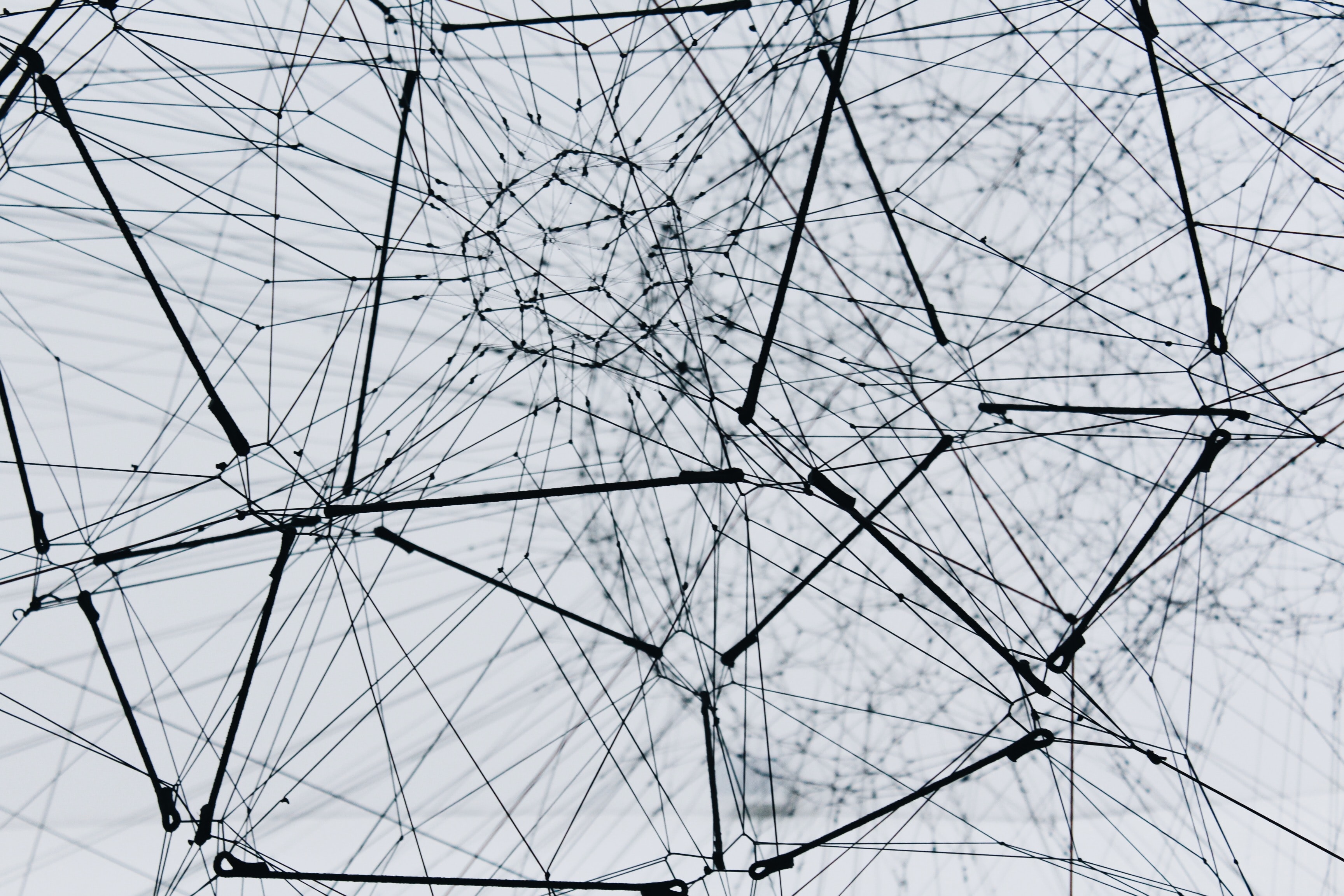 Data Engineering Best Practices: How LinkedIn Scales Its Analytical Data Platform to One Exabyte and Beyond