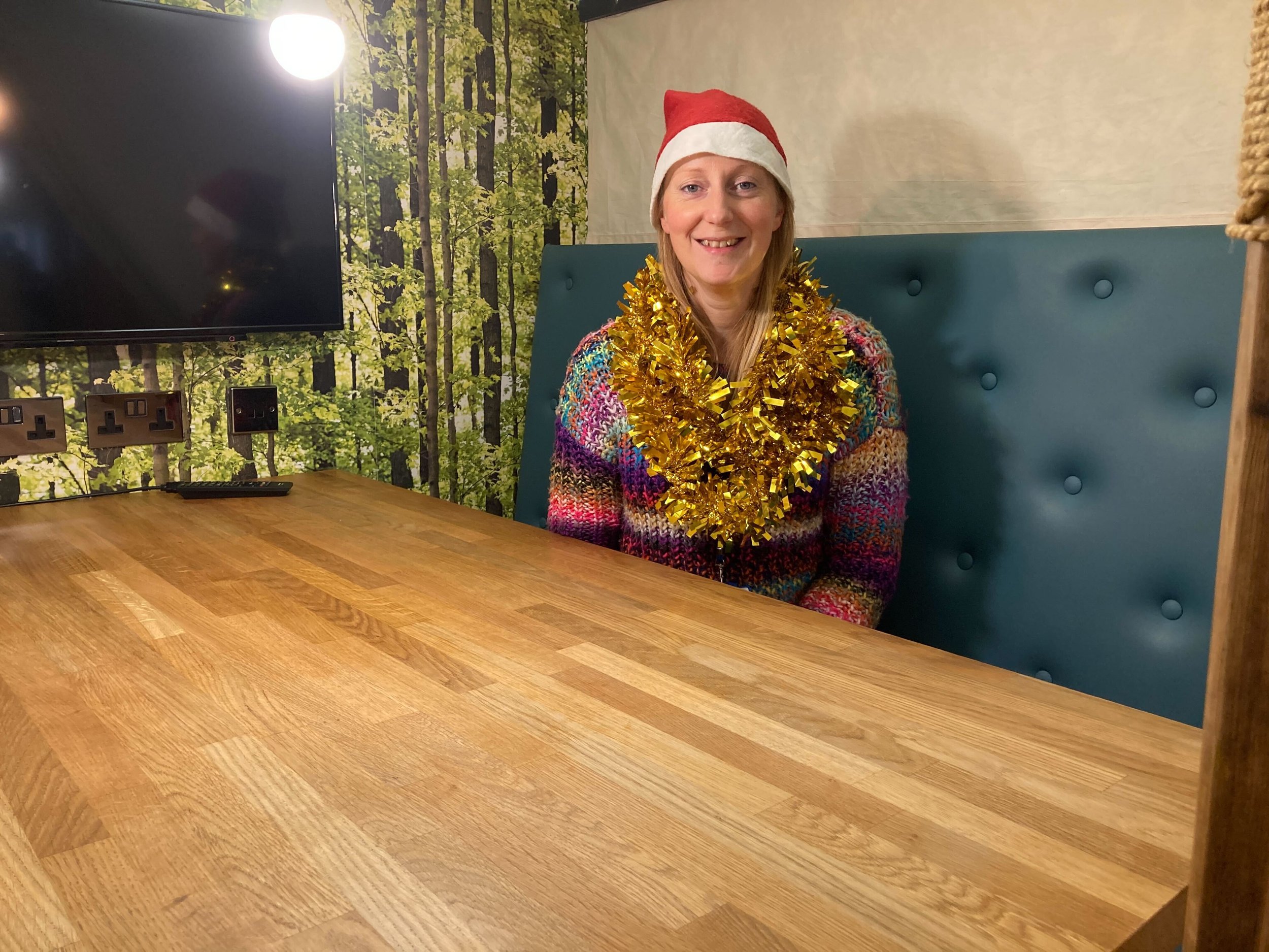 Christmas Party Ideas If You Work Remotely Desklodge