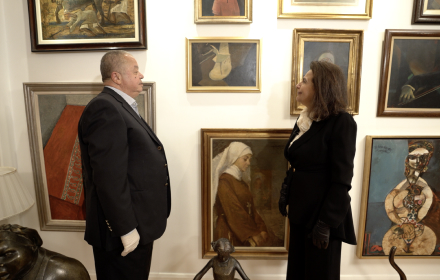 Photograph of Clara Barbier Serrano singing at Hayy Jameel in Jeddah, Saudi Arabia on 22 January 2022