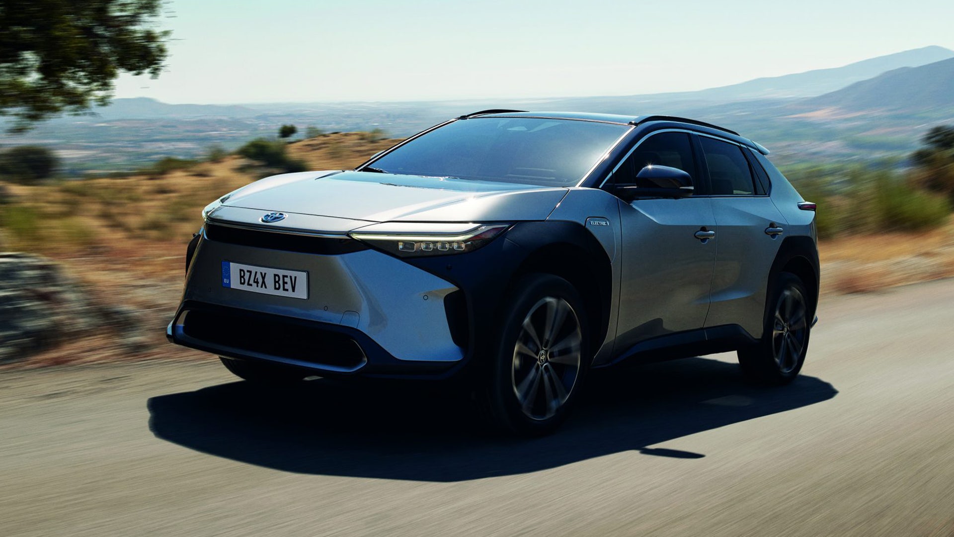 Toyota bZ4X voorkant
