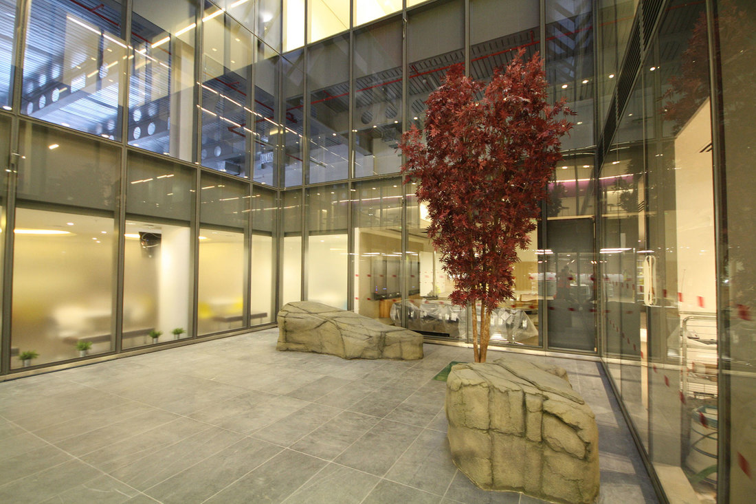 Bespoke Artificial Maple Trees Design Example