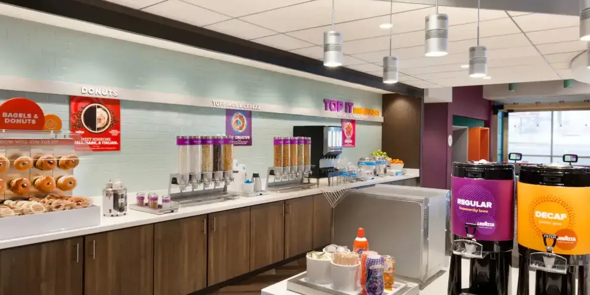 Guest Room King Tru By Hilton Las Vegas Airport