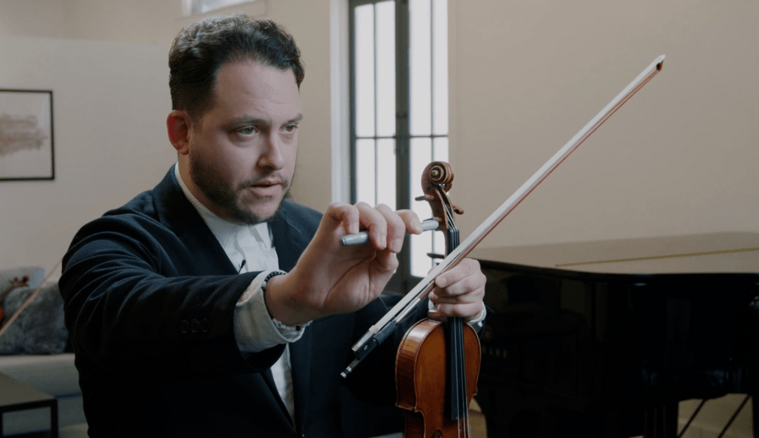 How To Hold A Violin Bow A Guide By Giora Schmidt tonebase Violin
