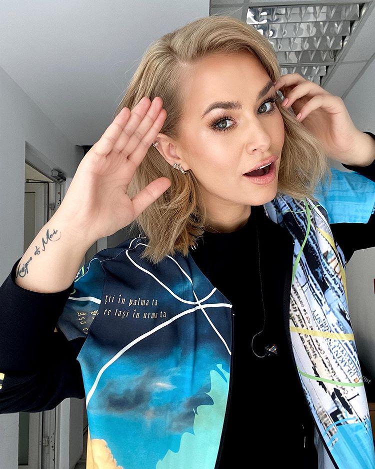 Feli | Singer, Songwriter
