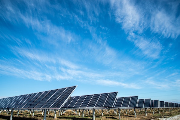 revente d'énergie de panneaux solaires