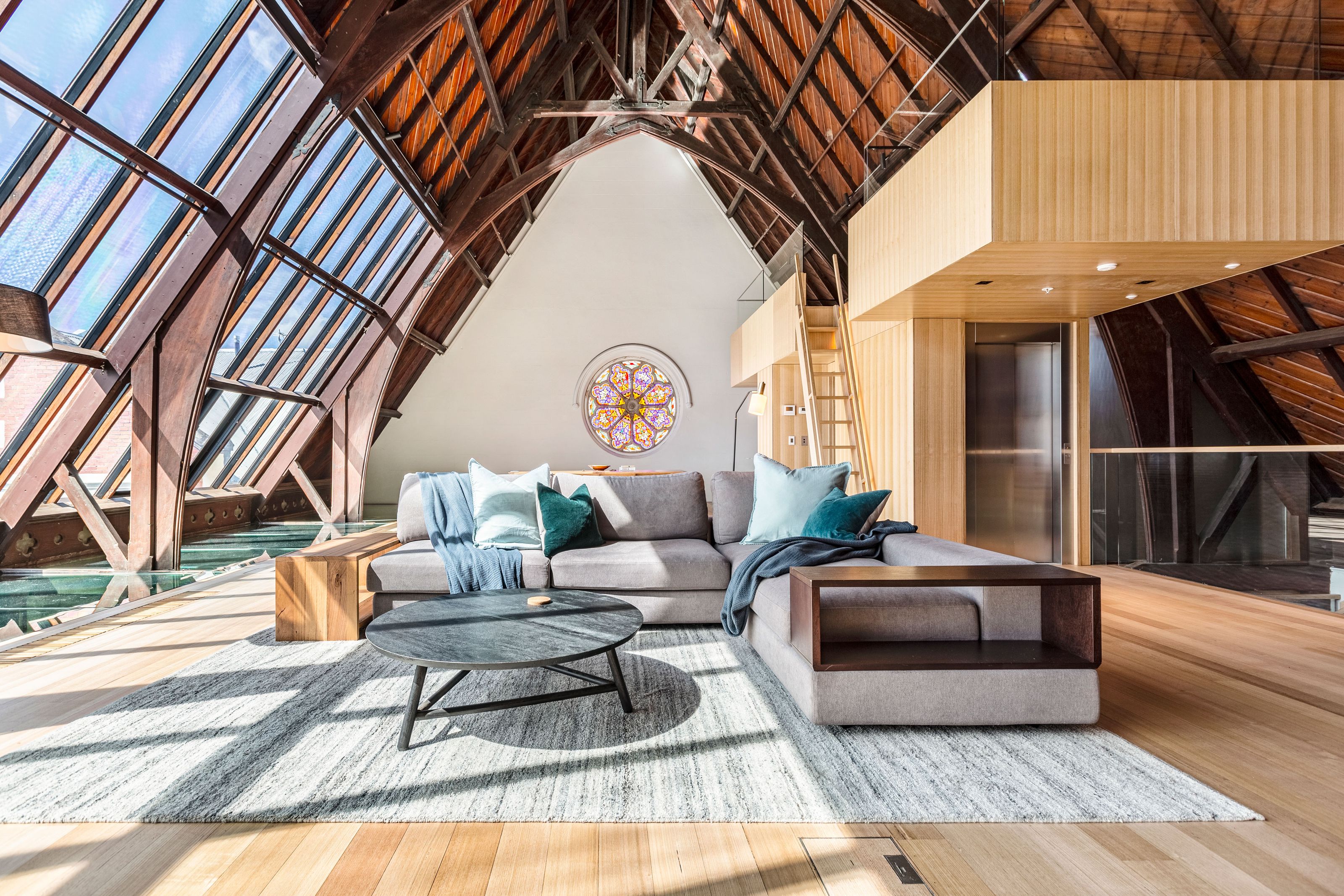 Why Choose Short Term Rental Property Management Hometime