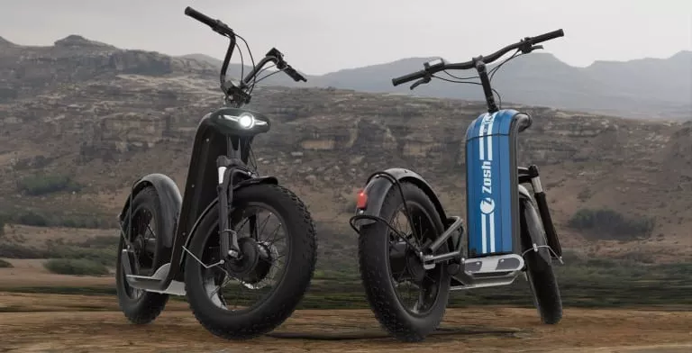 2 trottinettes électriques