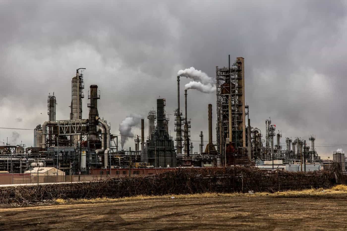 une usine polluante