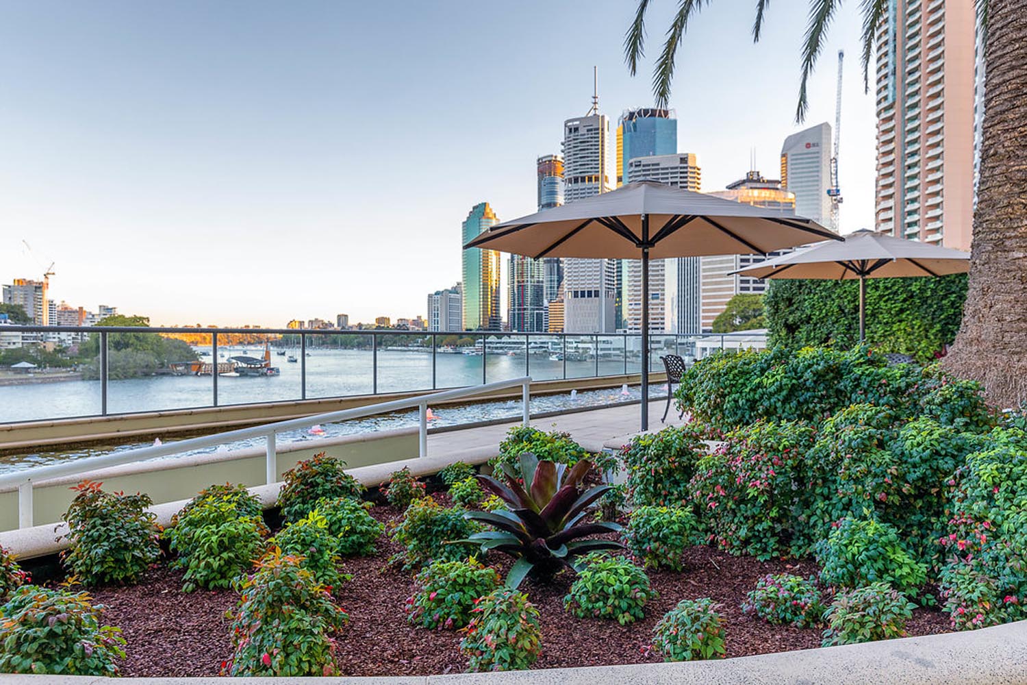 Riverplace Apartments Brooke's Blooms