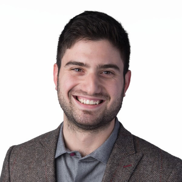 A photo of Alfredo Davalos.