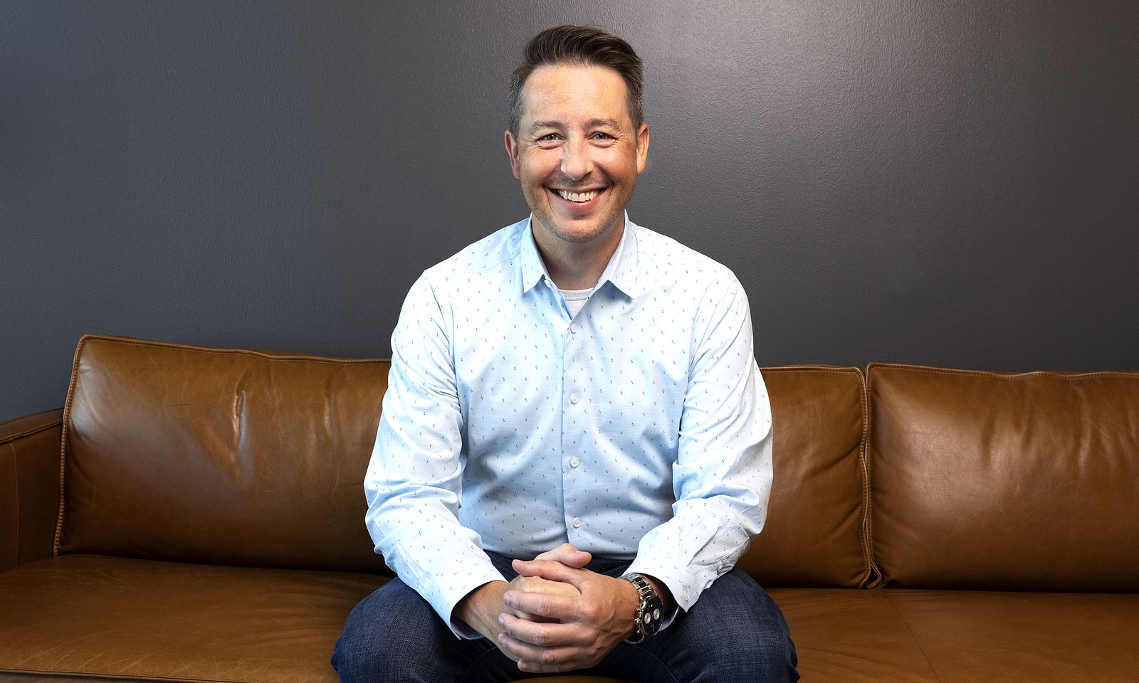 Does Your Institution Work Like an Airplane? On The Mark Stategies