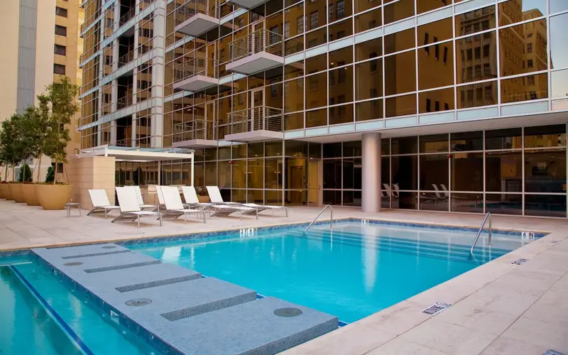 Main 3 Downtown