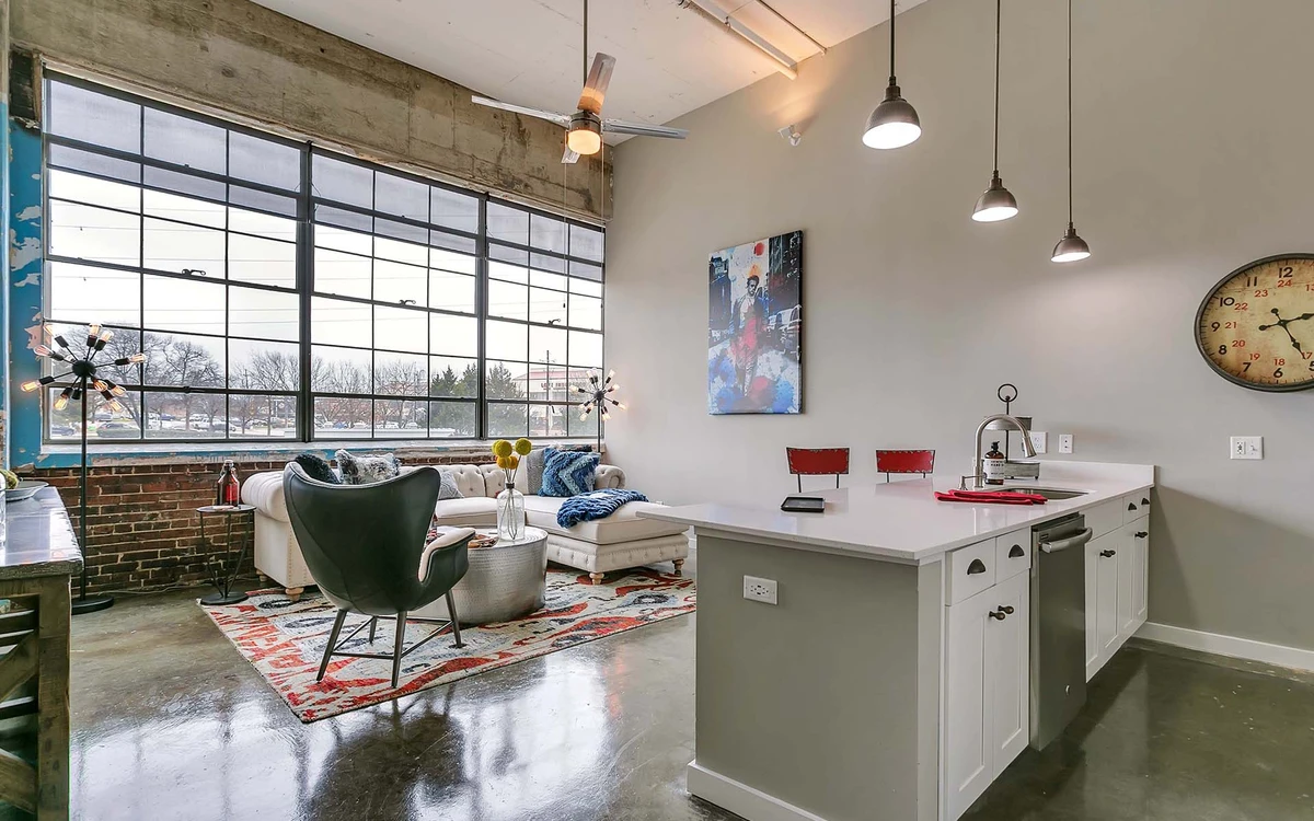 Lofts at Mockingbird Station