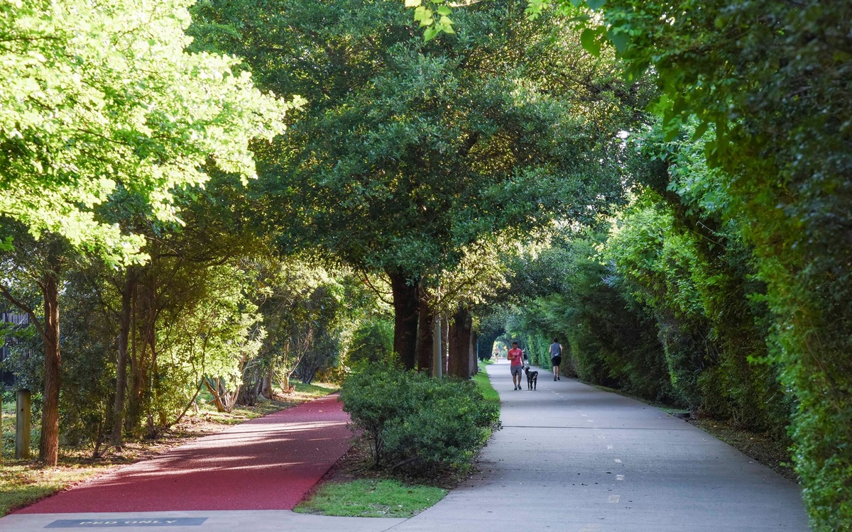The Top 18 Apartments near The Katy Trail in Dallas