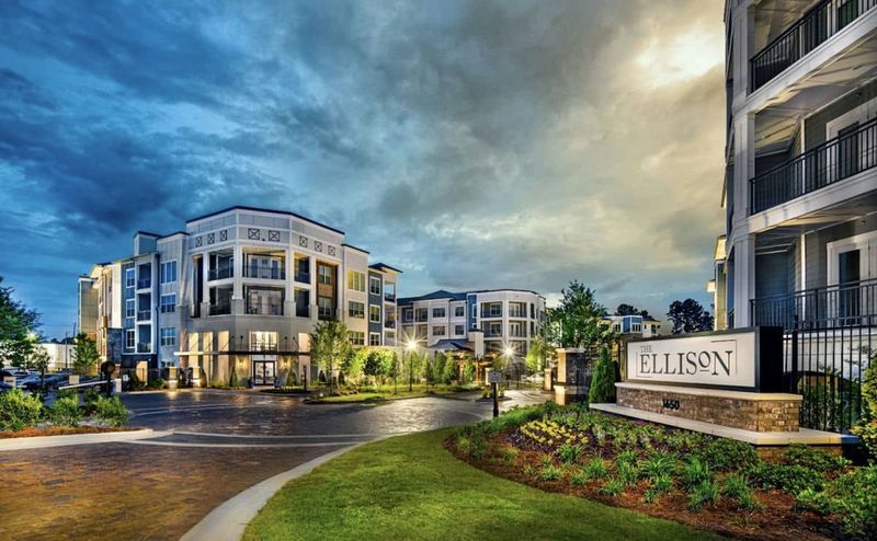 Sunshade Post | Completed Projects | Skyscape Canopies