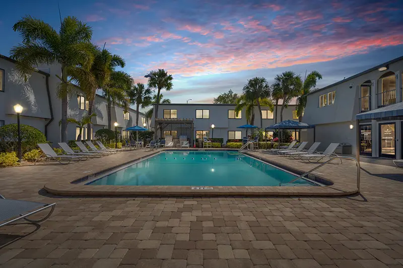 Innovo Living Hyde Park Tampa Apartments in Premier South Tampa Locations