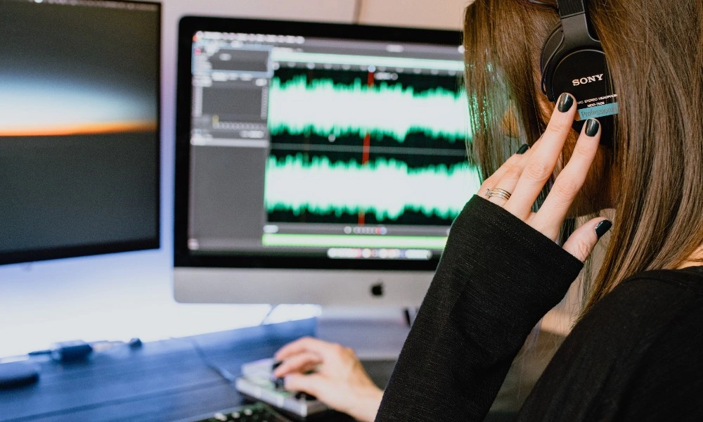 7 Audio Mixing Techniques Every Producer Needs to Know