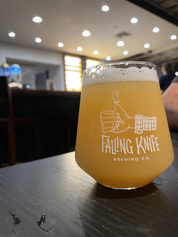 falling knife brewing company minneapolis mn pinball
