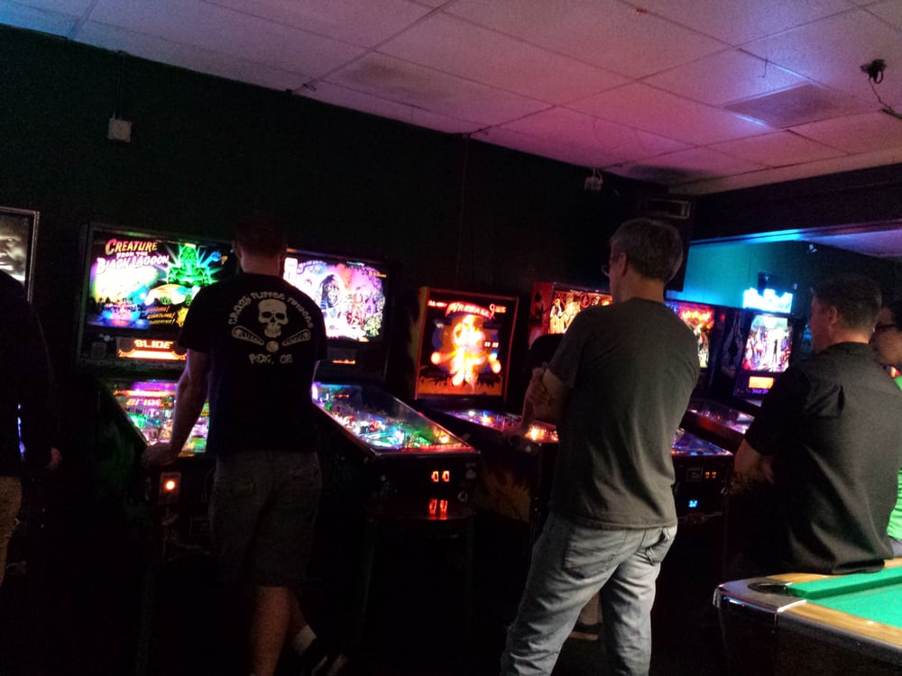scoreboard sports bar portland pinball arcade
