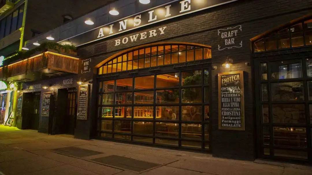 Ainslie Bowery NYC New Years Eve 2023