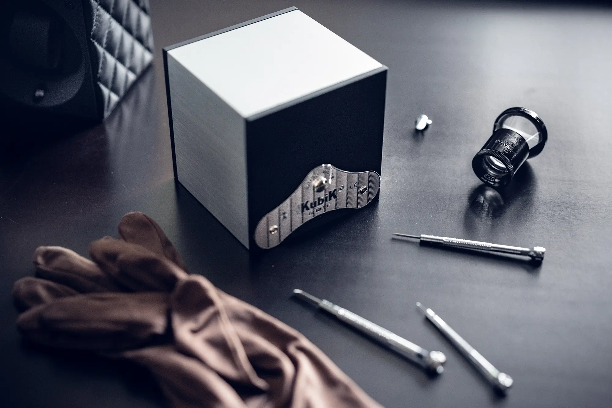 Swiss Kubik Sextuple Petite Genève Petrović