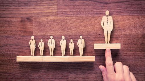 Strategic Leadership: The 10 Characteristics Of A Good Leader