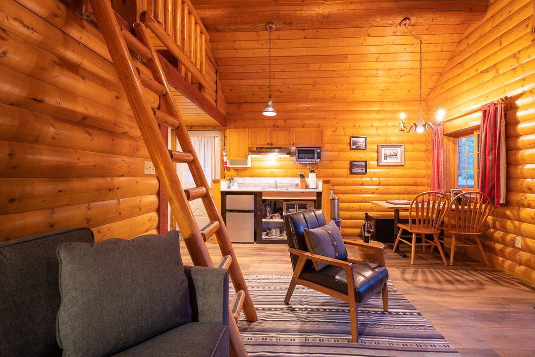 One Bedroom + Loft Cabin Baker Creek By Basecamp