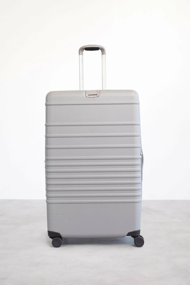 BÉIS Luggage Review [2023] Does it live up to its popularity?