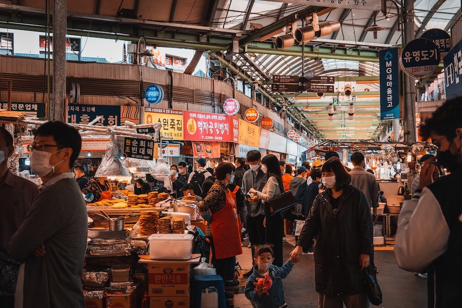 15 Best Seoul Street Foods Can't Miss for Foodies in Korea!