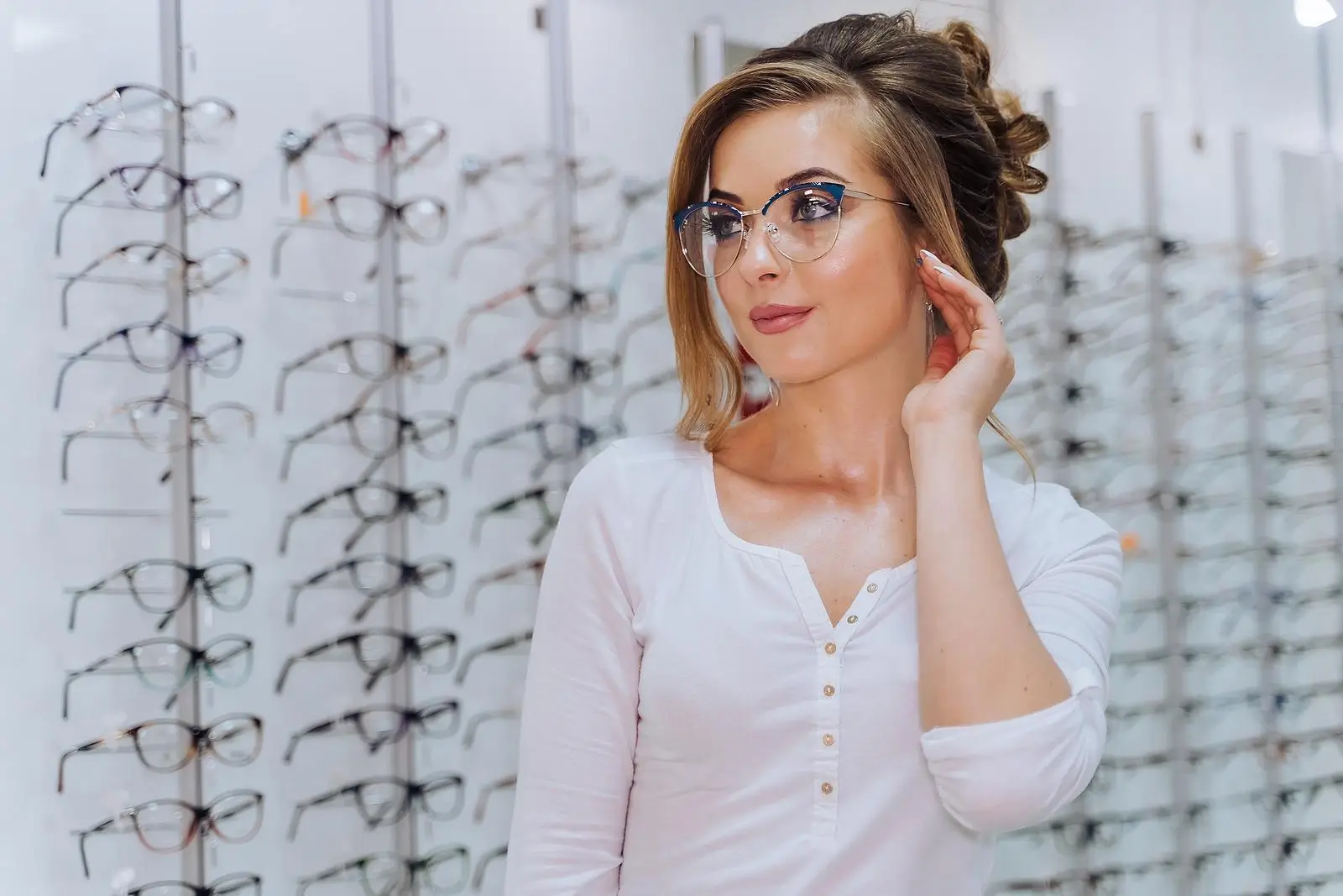 Opticians Database List For UK Direct Marketing Campaigns