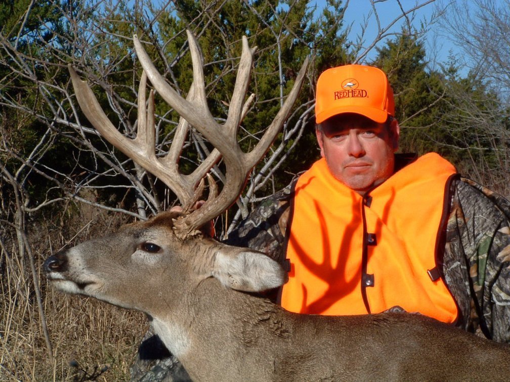 Kansas Trophy Whitetail Hunt in Sedan, Kansas Shoshone Adventures